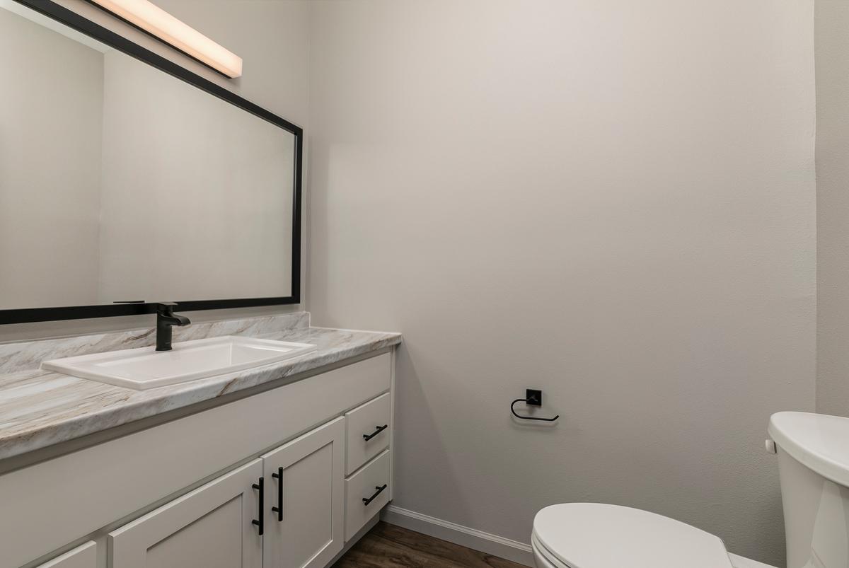 1 Bedroom Premium: Half Bath